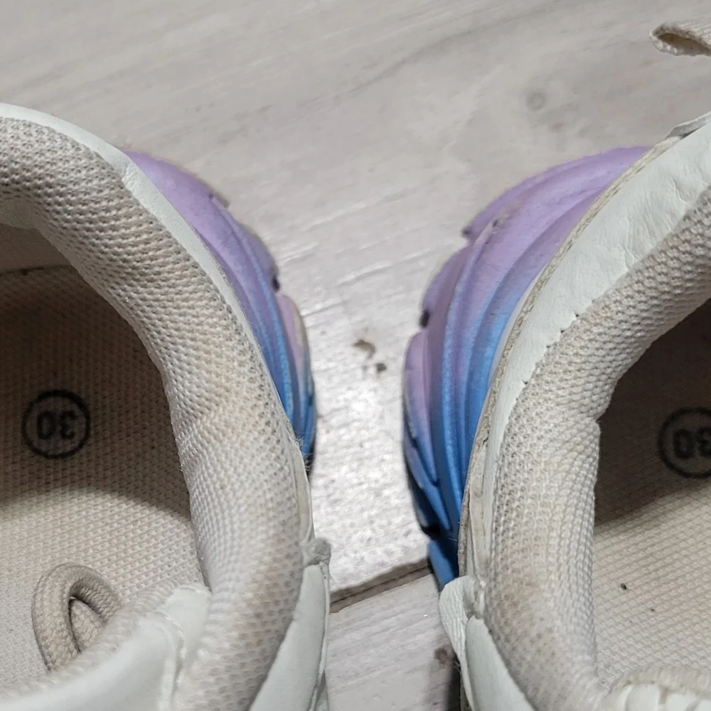 FabKids Rainbow Sole Sneakers